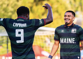 Aboubacar Camara célèbre son but avec les Portland Hearts of Pine en League One américaine.