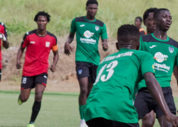 Alu Star célèbre sa victoire face à Union FC en Ligue 2 guinéenne.