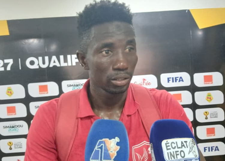 Yakhouba Gnagna Barry, attaquant du Horoya AC, célèbre son but face à Al-Merrikh en Ligue des champions de la CAF.